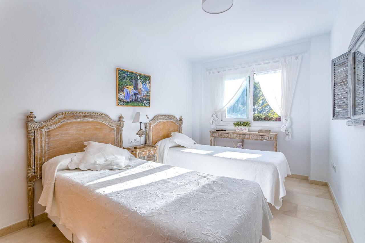 Oleholidays Adosado Mediterraneo Los Monteros 100 M Playa มาร์เบยา ภายนอก รูปภาพ