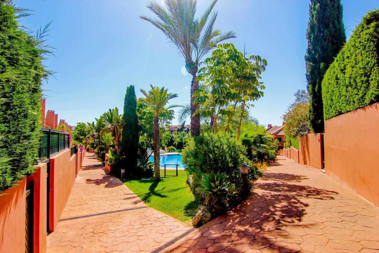 Oleholidays Adosado Mediterraneo Los Monteros 100 M Playa มาร์เบยา ภายนอก รูปภาพ