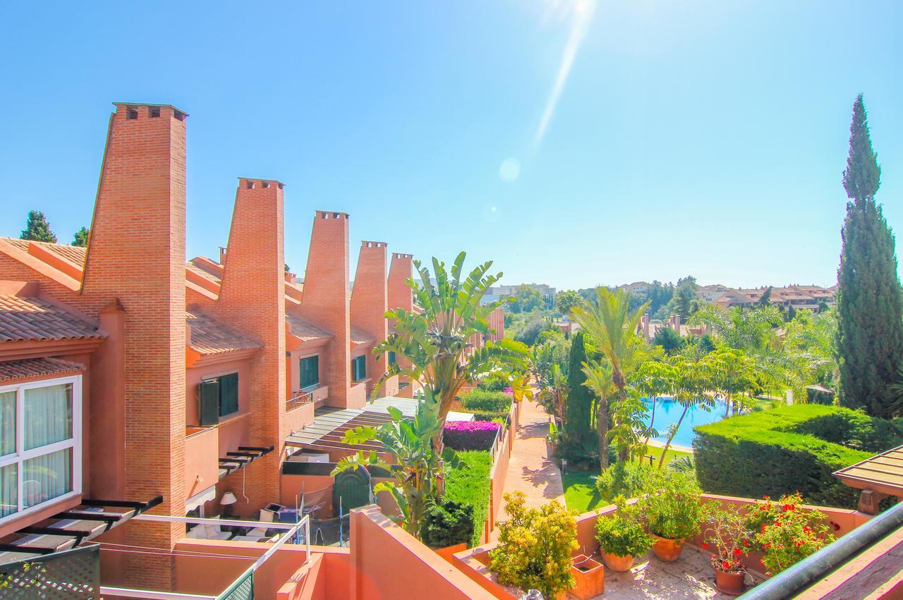 Oleholidays Adosado Mediterraneo Los Monteros 100 M Playa มาร์เบยา ภายนอก รูปภาพ